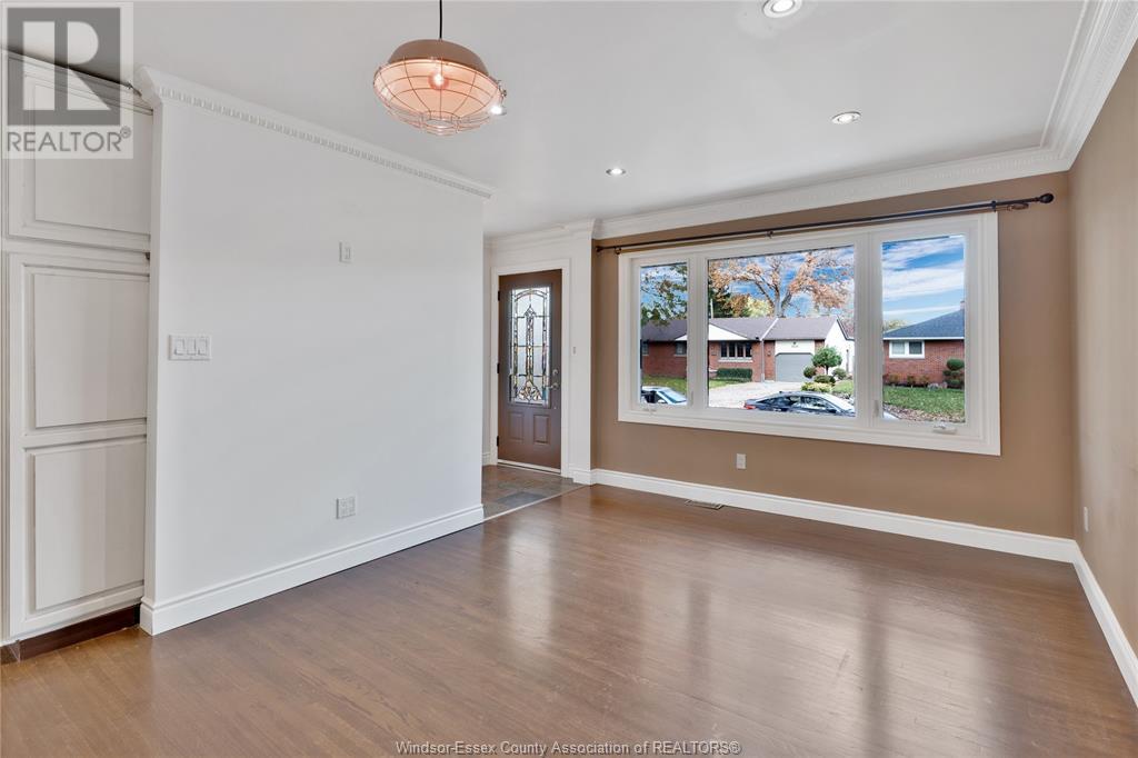 3633 McKay AVENUE