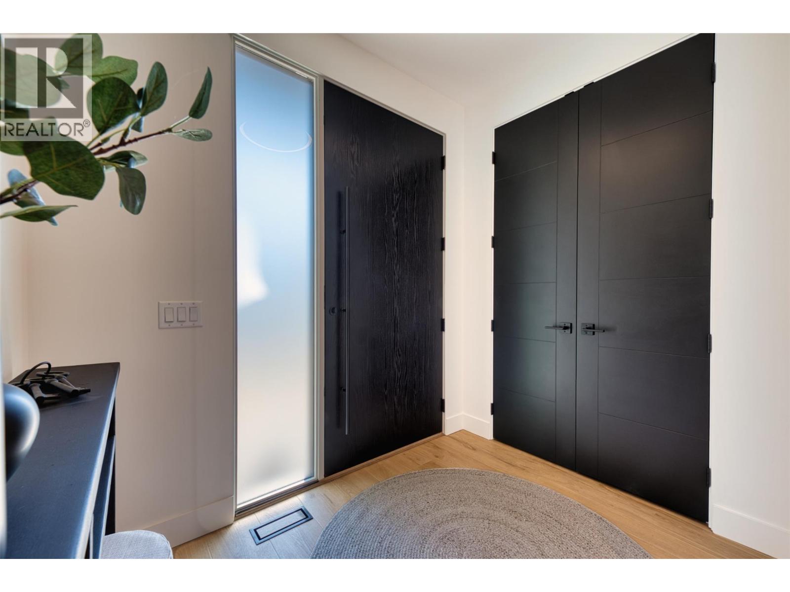 3010 Holland Road Unit# 1