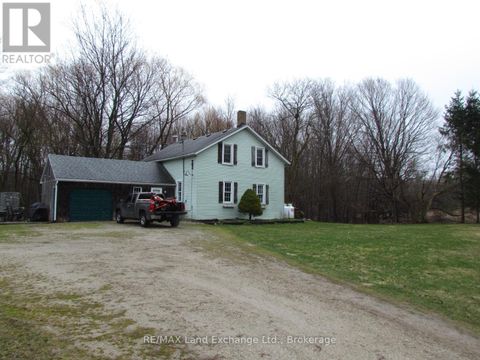 542 BRUCE RD 28 ROAD South Bruce ON N0G2J0
