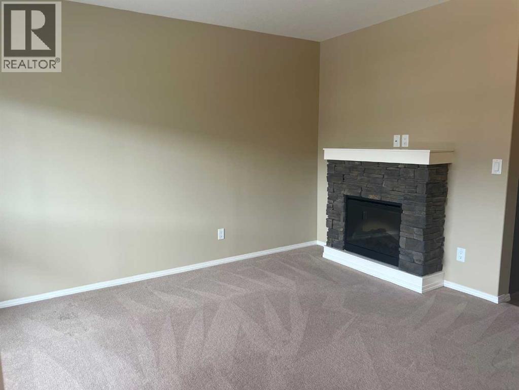 18, 45 Keystone Terrace W