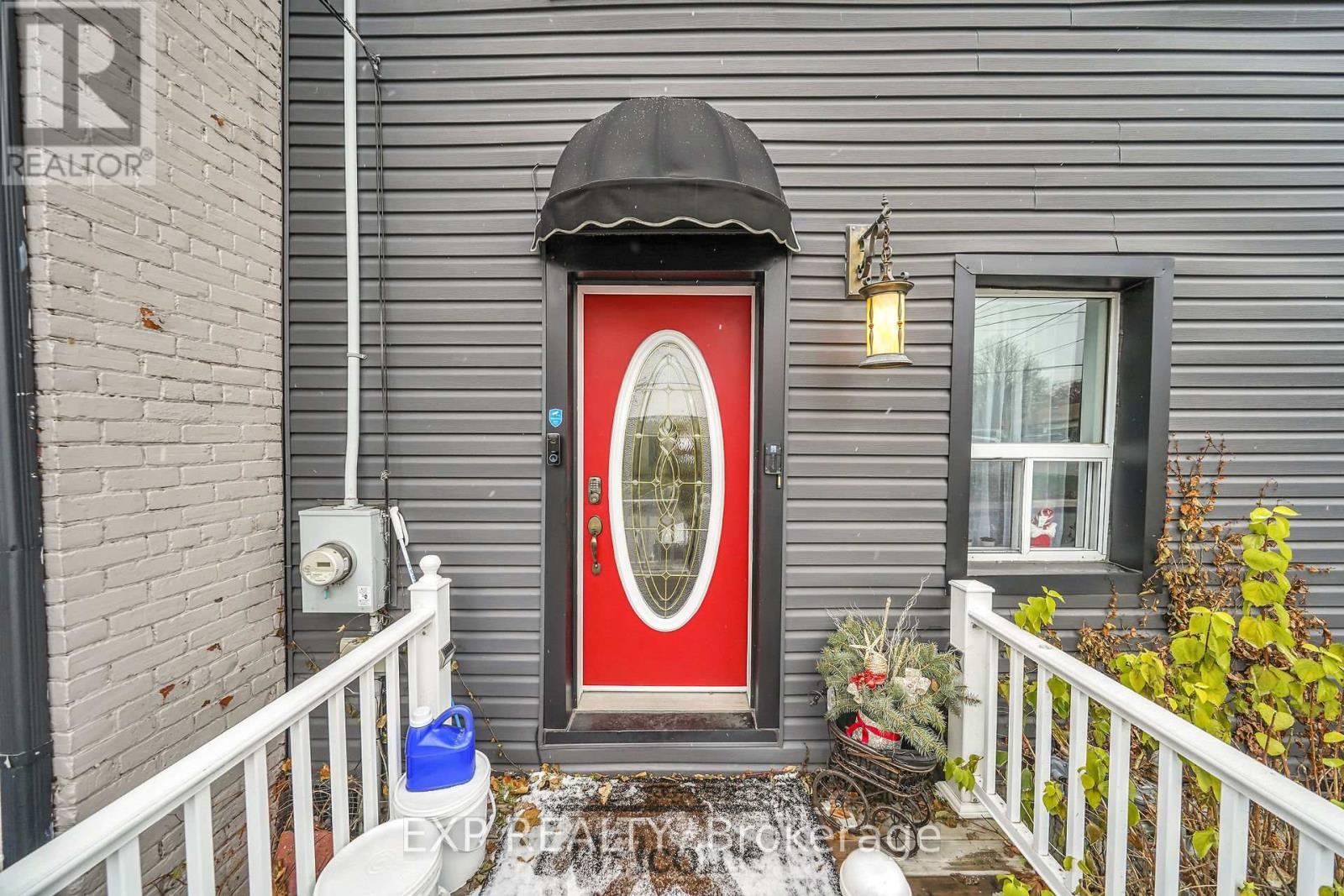 19 RAILWAY STREET