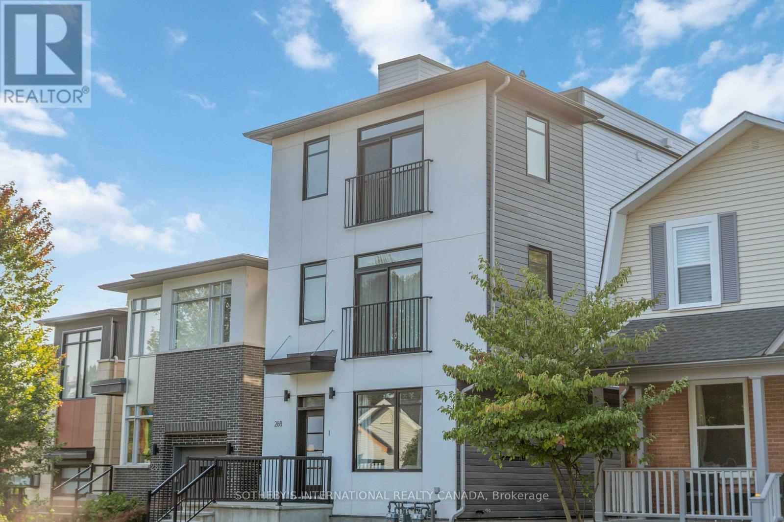 288 DUNCAIRN AVENUE