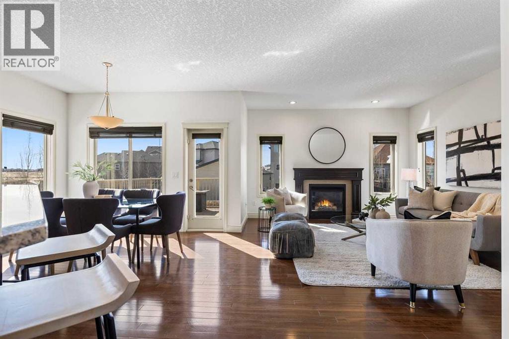 311 Railway Point  SE