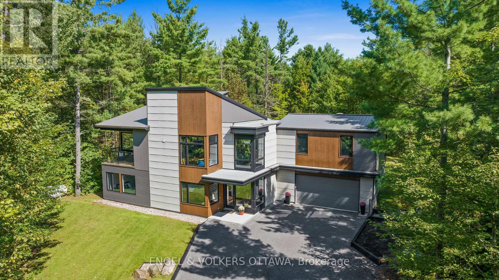 108 EDITH MARGARET PLACE