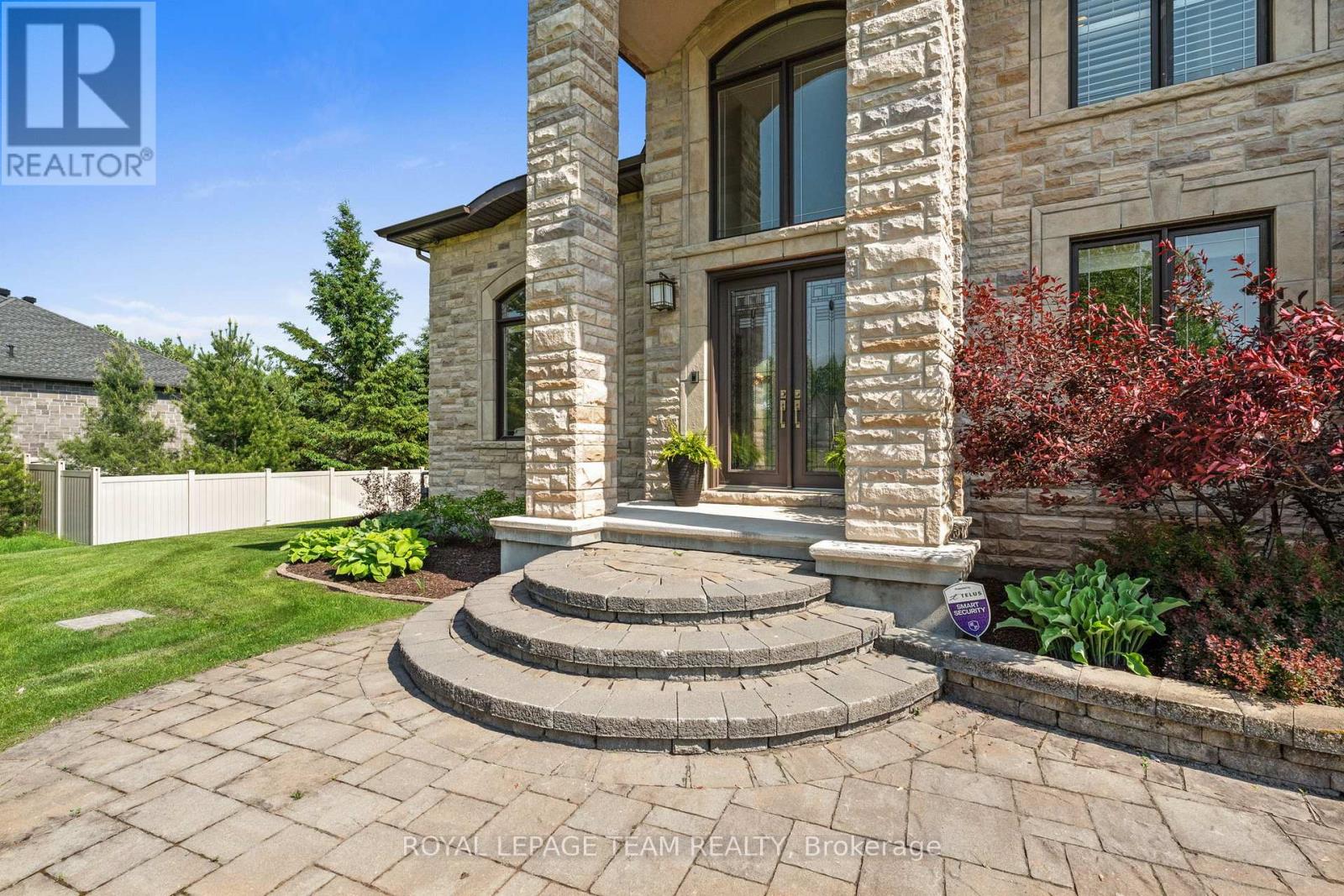 6132 PEBBLEWOODS DRIVE
