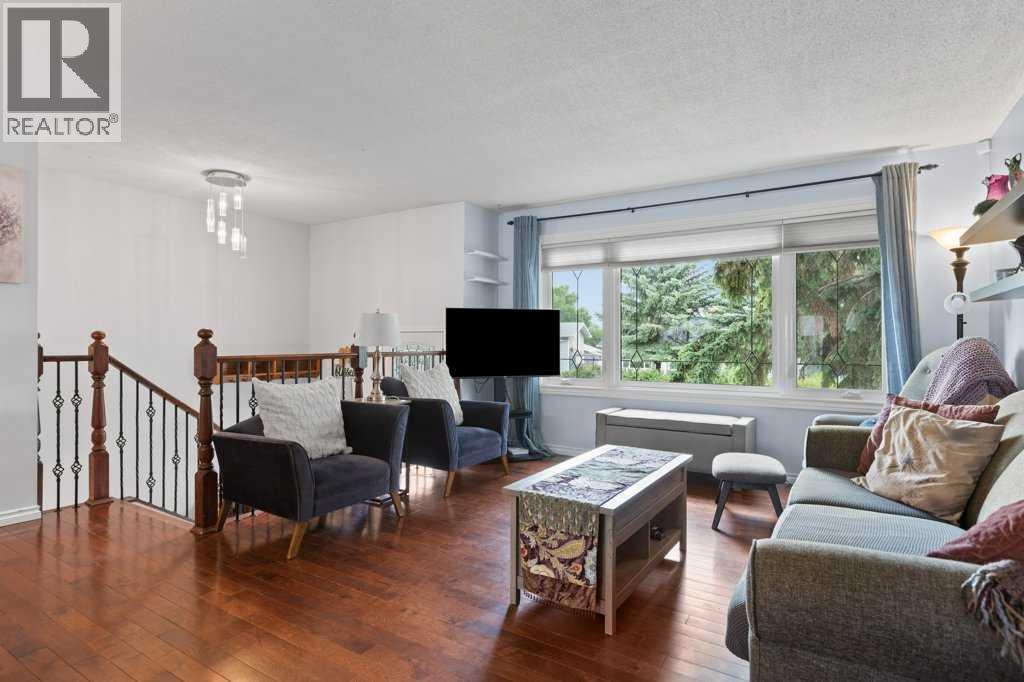 235 Allan Crescent SE