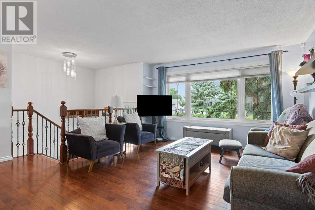 235 Allan Crescent SE