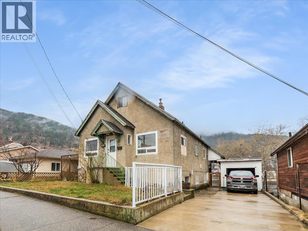 1550 Columbia Avenue