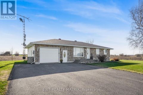 1688 STE-MARIE ROAD Russell ON K0A1W0