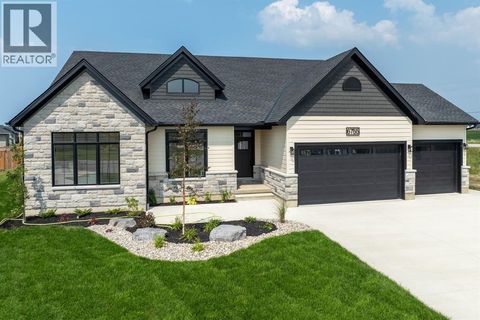 6755 GRIFFIN DRIVE Plympton-Wyoming ON N0N1E0