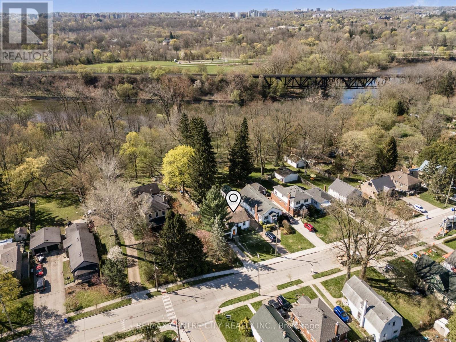 110 FORWARD AVENUE