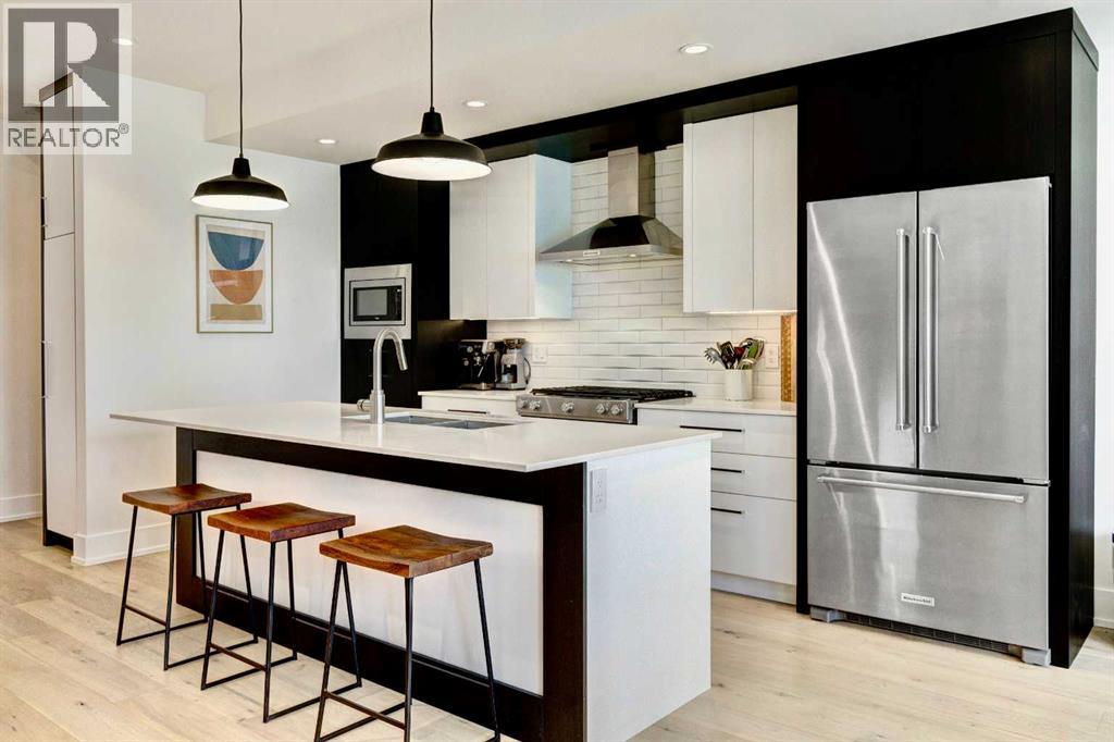 2, 1538 34 Avenue SW