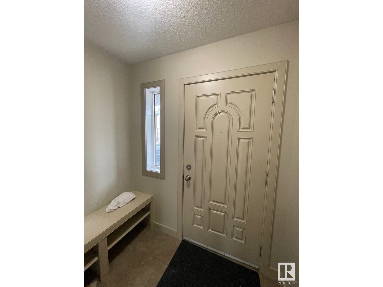 #25 1820 34 AV NW
