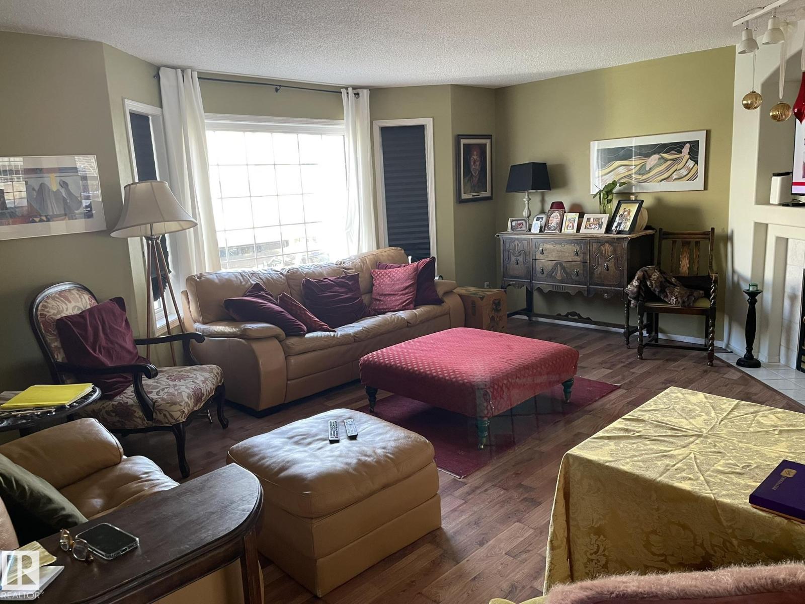 #2 1295 CARTER CREST RD NW