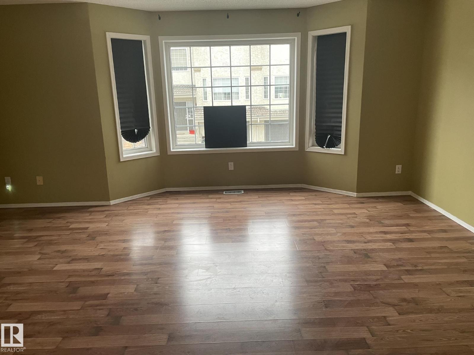 #2 1295 CARTER CREST RD NW