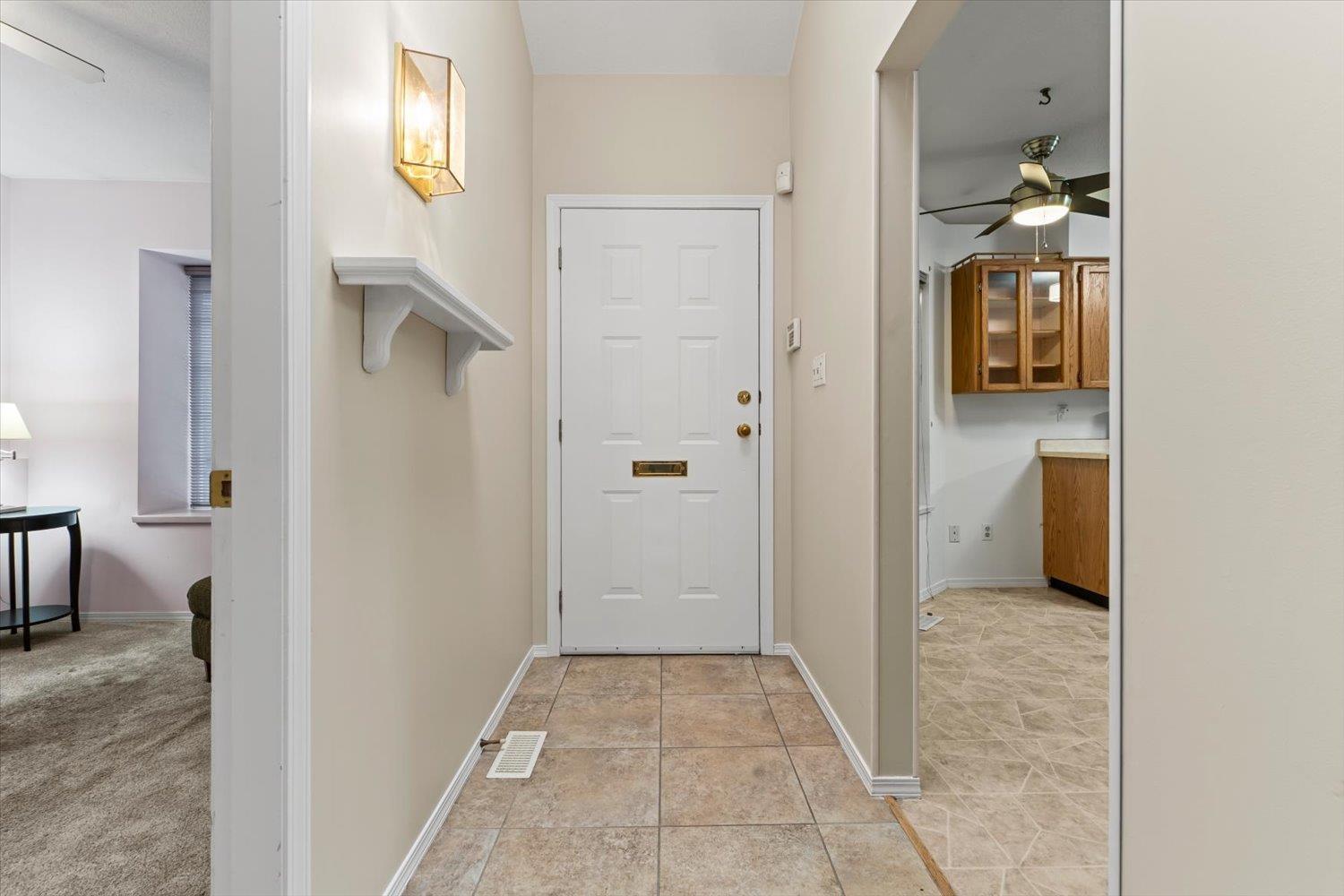 2 3055 TRAFALGAR STREET