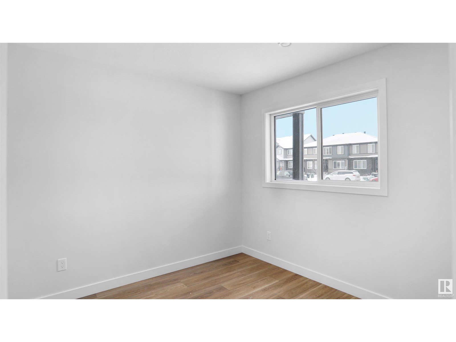 5121 River's Edge WY NW