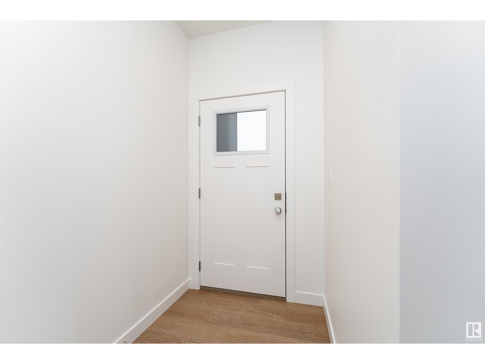 22128 94 AV NW