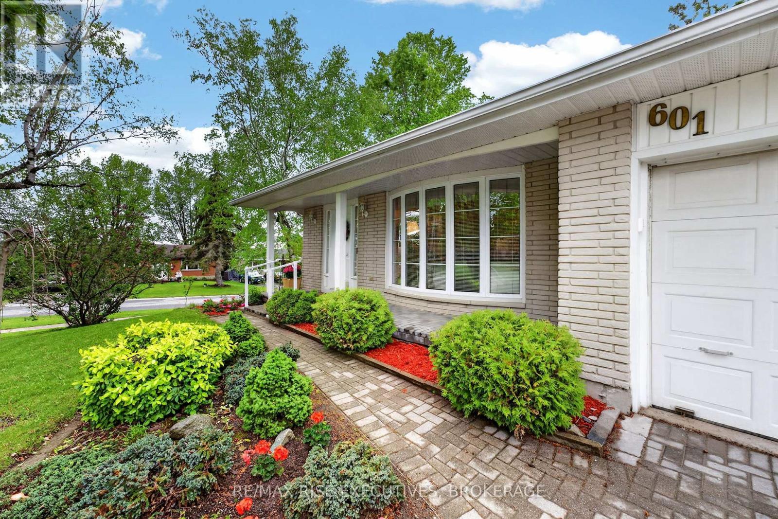 601 PIMLICO PLACE