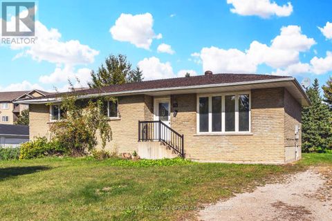 221 PHILLIPS STREET Barrie (Ardagh) ON L4N3V2