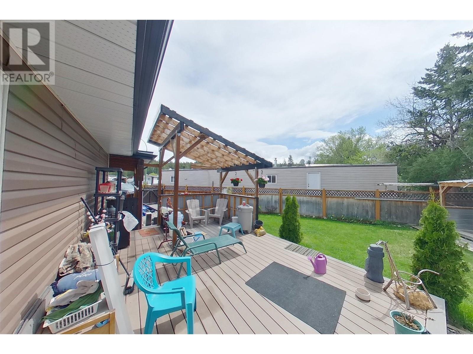1912 Kokanee Place N