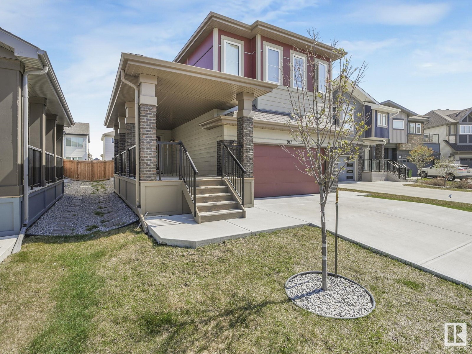 913 173A ST SW