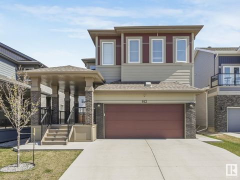 913 173A ST SW Edmonton AB T6W3V3