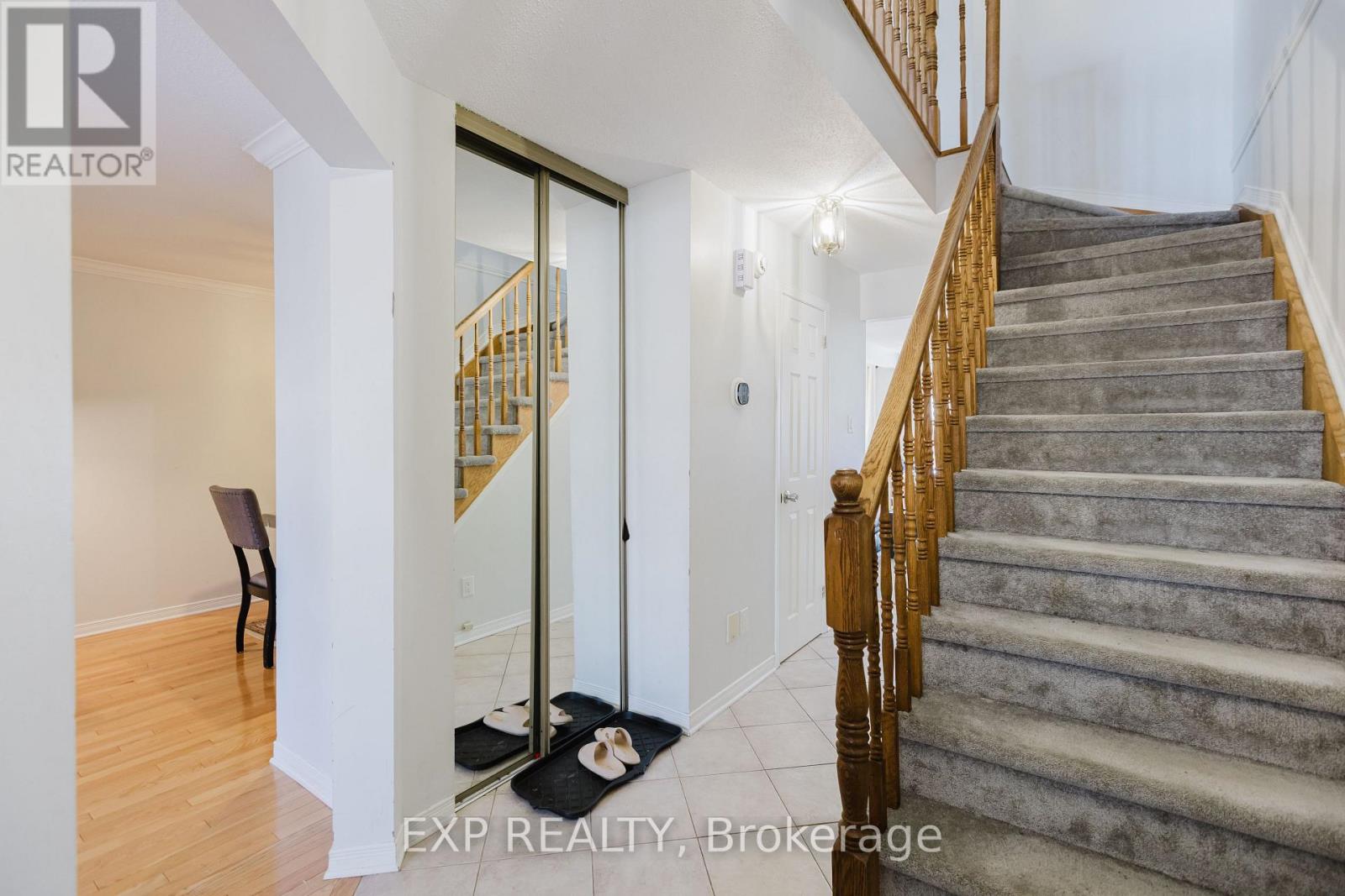 21 ASHPARK CRESCENT