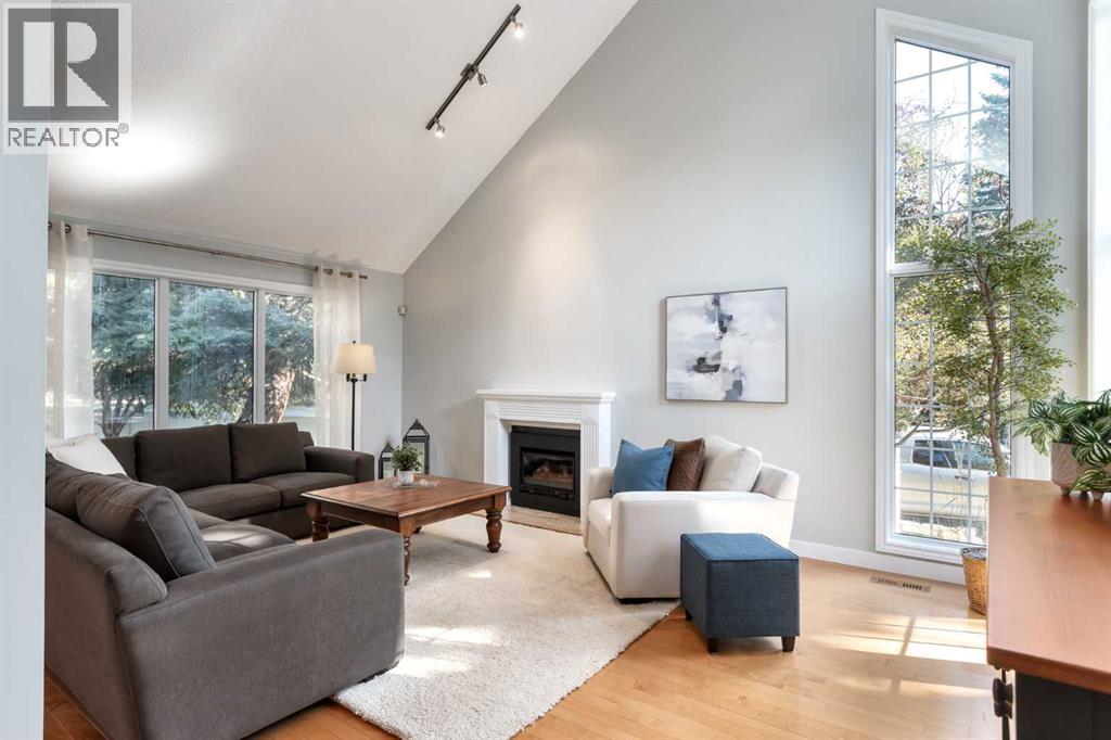 4 Wood Willow Place SW