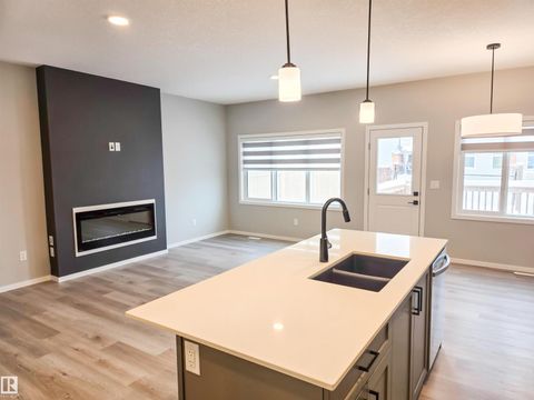 1142 SOUTH CREEK WD Stony Plain AB T7Z0J9