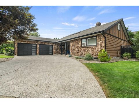 1752 CEDAR PLACE|Agassiz Agassiz BC V0M1A2
