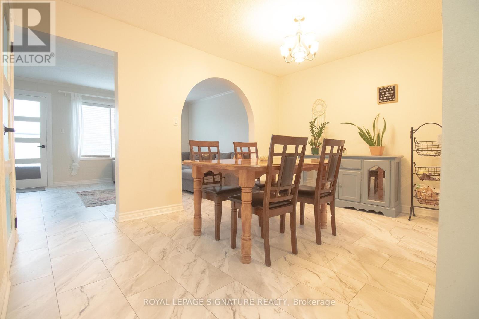 132 - 10 ANGUS ROAD