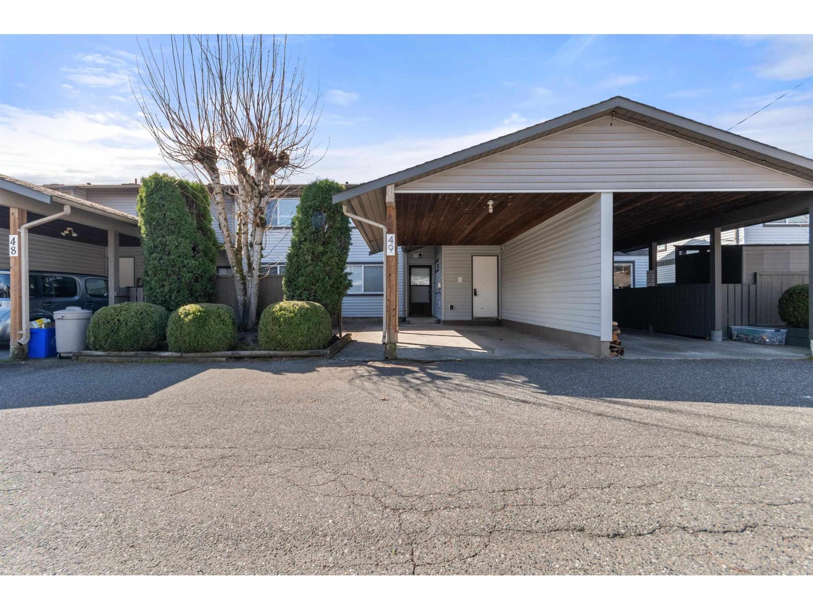 49 46689 FIRST AVENUE|Chilliwack Proper East