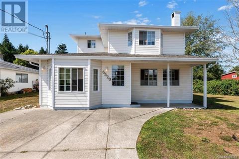 6520 Country Rd Sooke BC V9Z0W9