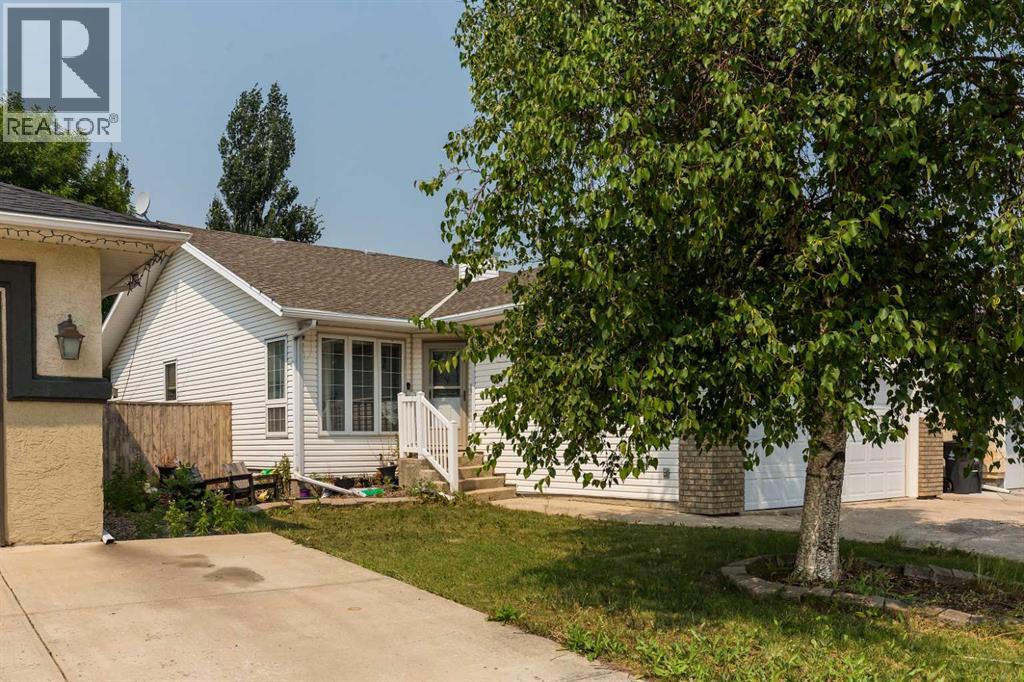 14 Heritage Road W