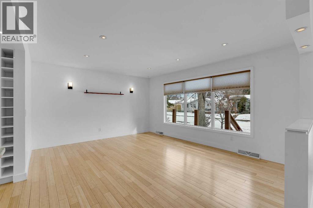 113 Langton Drive SW