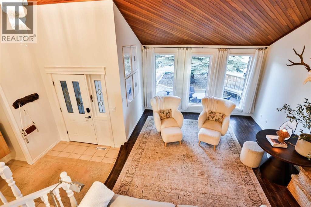 70 Sherwood Boulevard W