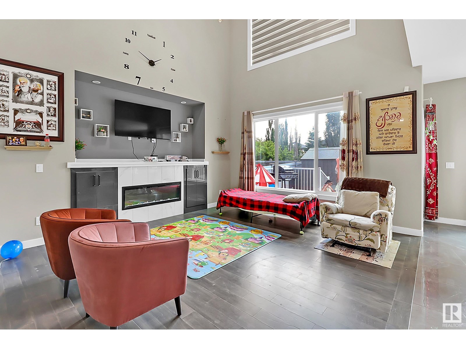 1419 150 AV NW