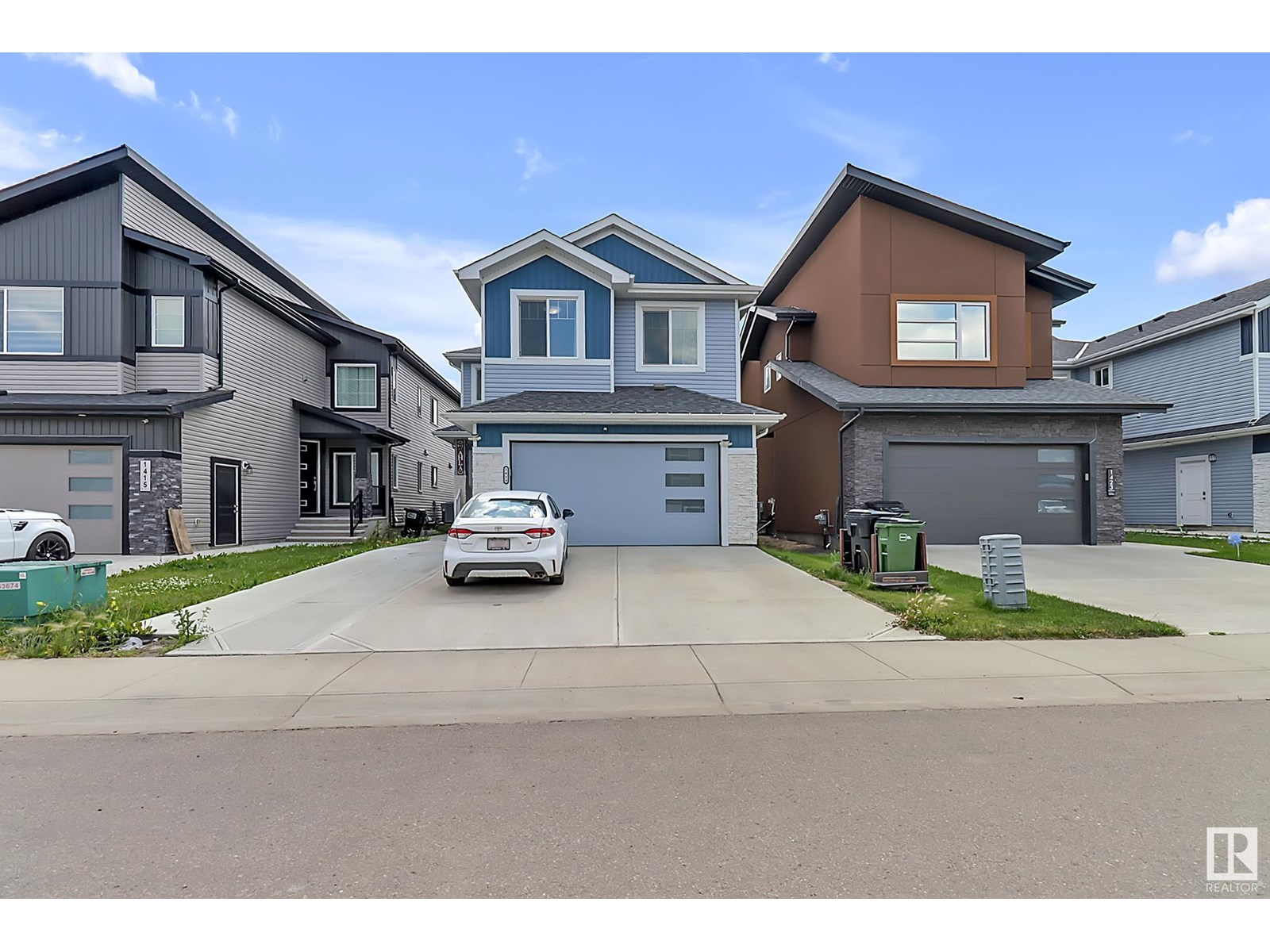 1419 150 AV NW