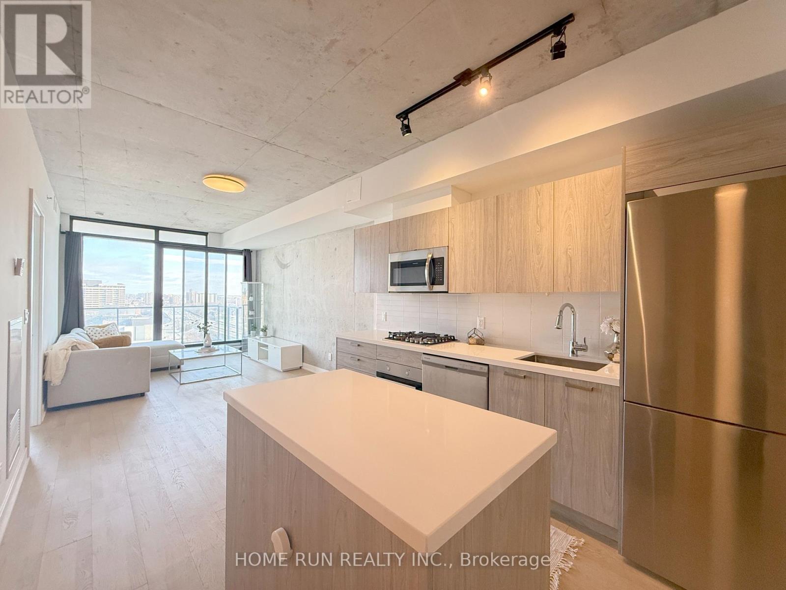 1208 - 203 CATHERINE STREET