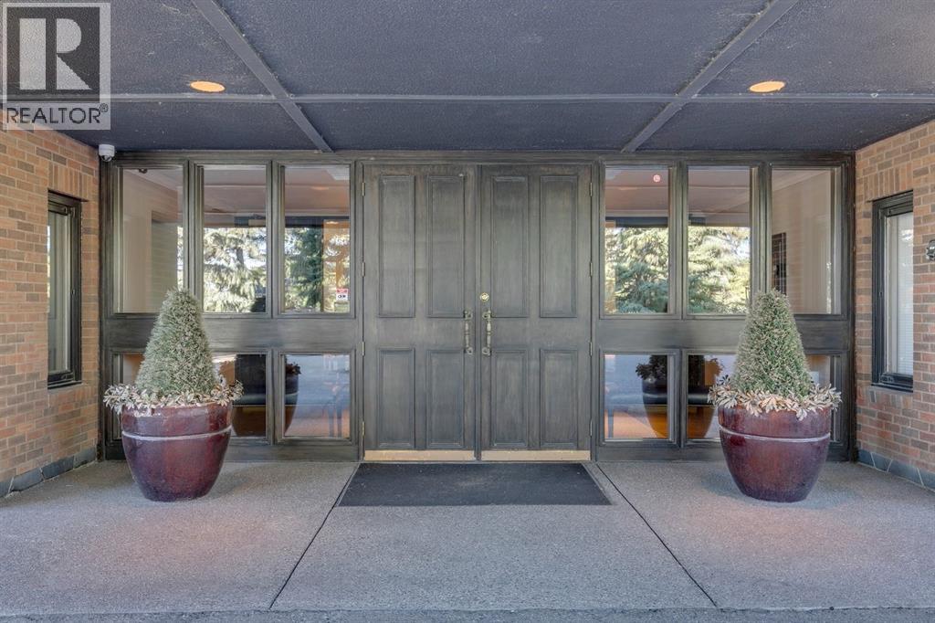 3N, 222 Eagle Ridge Drive SW