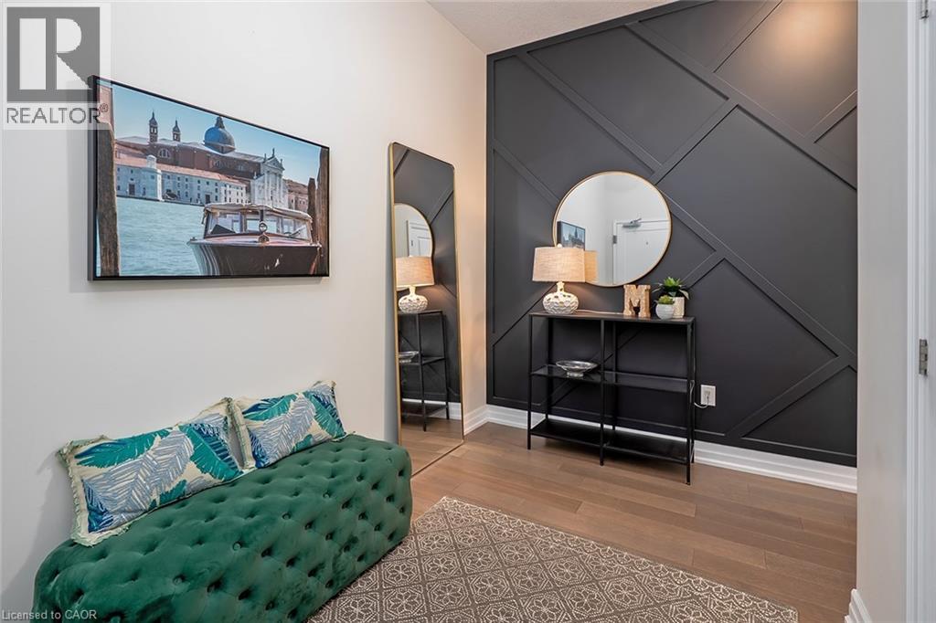 1878 GORDON Street Unit# 202