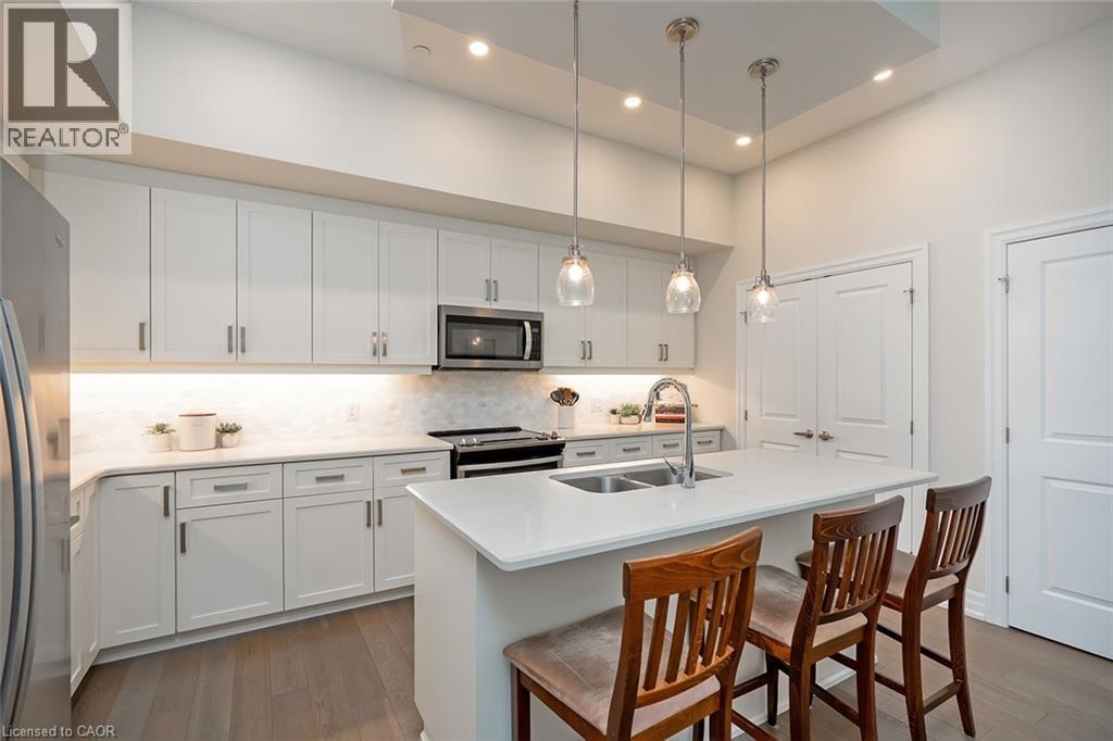 1878 GORDON Street Unit# 202