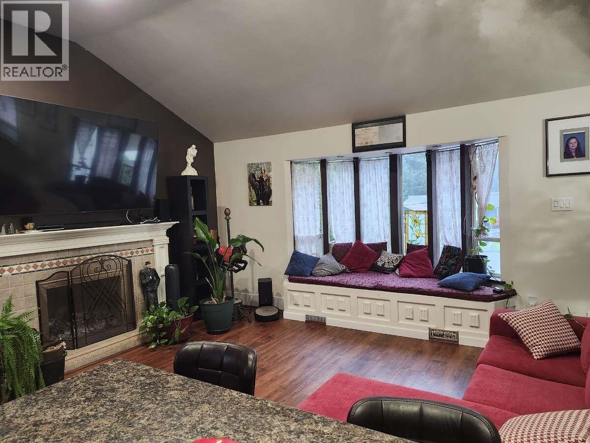 21796 HOWISON AVENUE