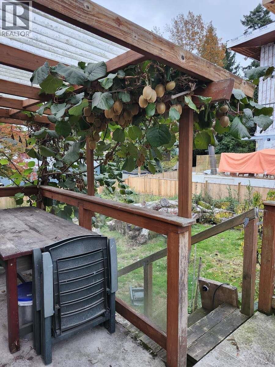 21796 HOWISON AVENUE