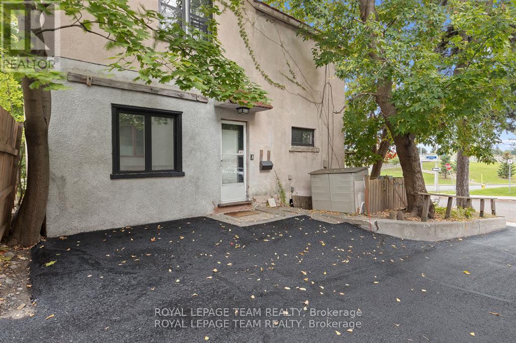 334 QUEEN ELIZABETH DRIVE