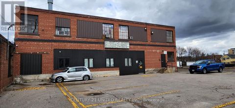 8 - 280 PERRY STREET Peterborough (Town Ward 3) ON K9J2J4