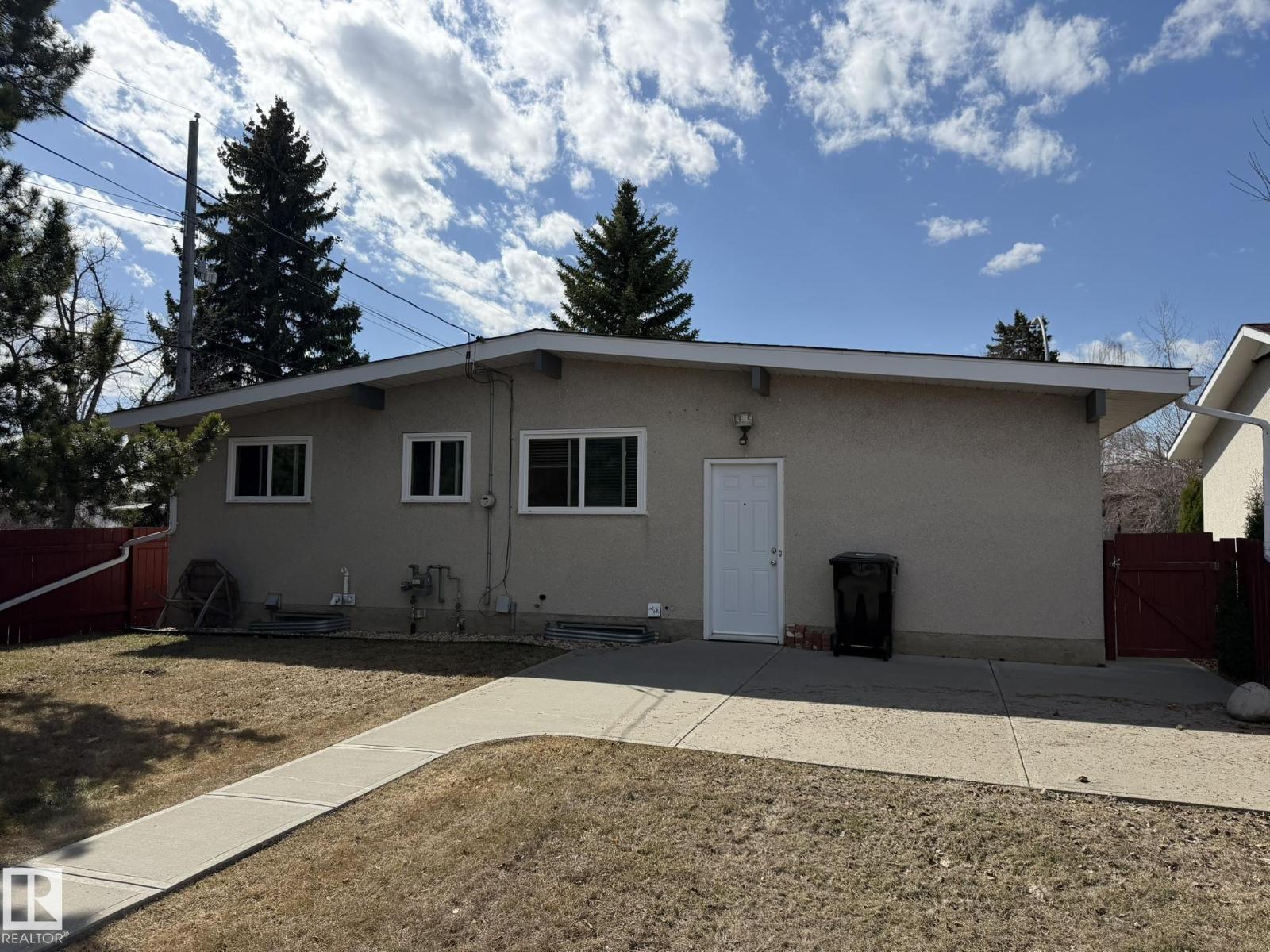 13437 118 ST NW