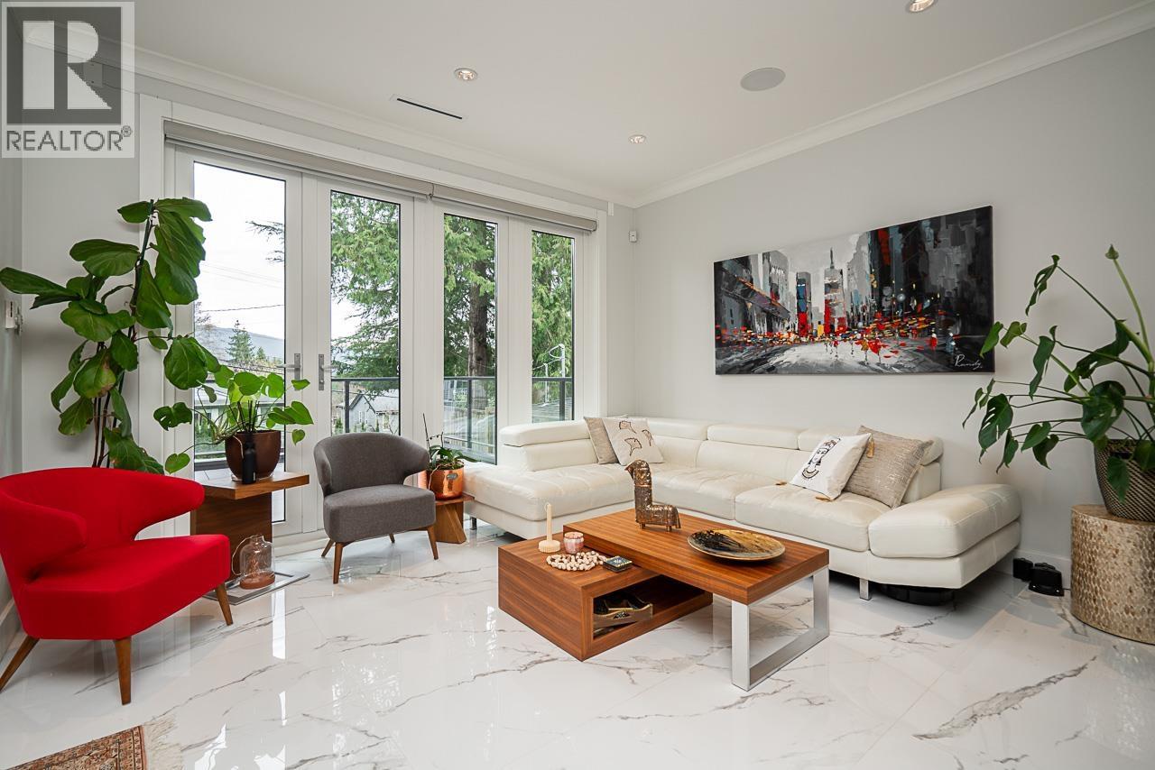 4365 MOUNTAIN HIGHWAY