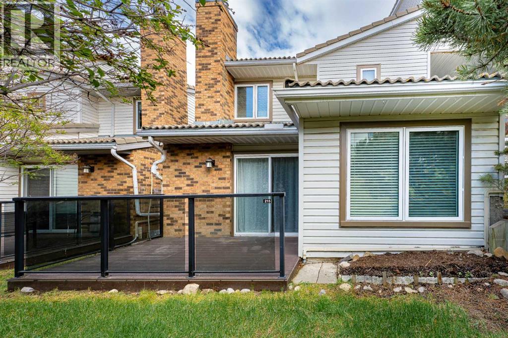 215 Coachway Lane SW